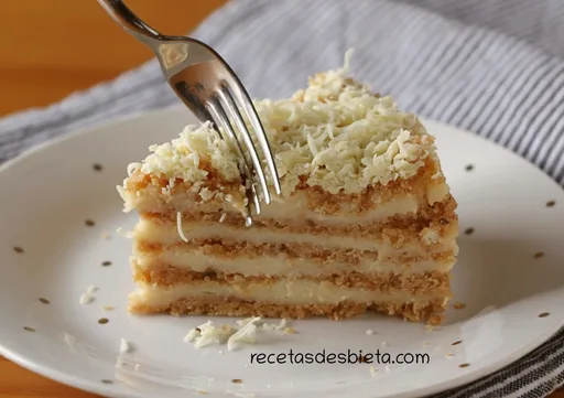 Tarta Plombir sin horno ni galletas