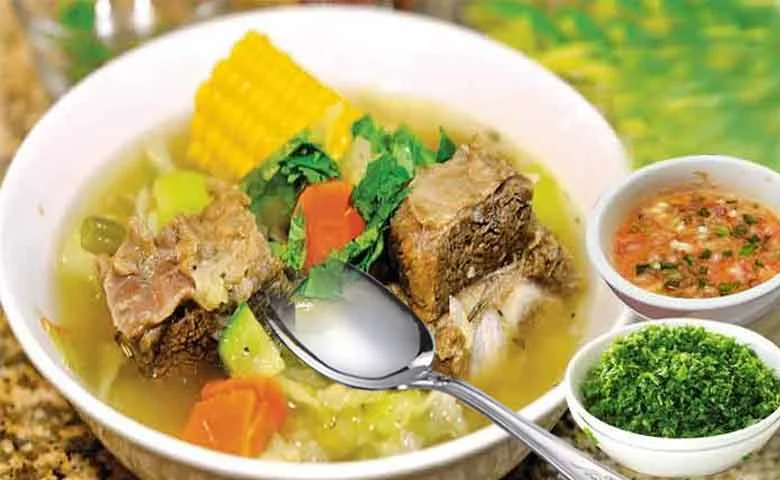 Sopa de Carne de Res Peruano.