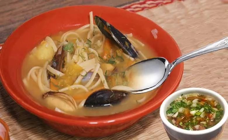 Sopa de Choros Receta Peruana.