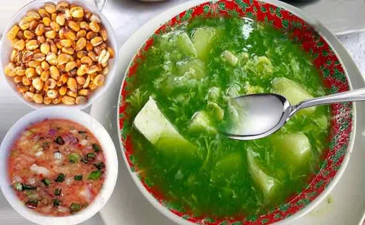 Sopa de Paico Receta Peruana.