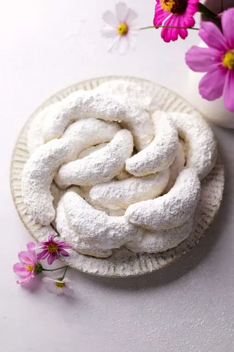 Kourabiedes Recipe