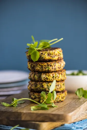 Quinoa Veggie Burgers with Avocado Tahini Dip
