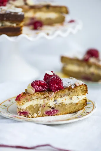 Raspberry Yoghurt Cake