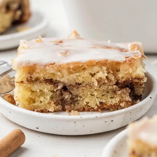 Honey Bun Cake
