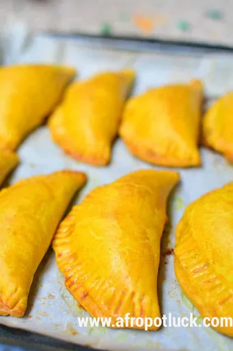 Jamaican Meat Pie (Jamaican Beef Patty)