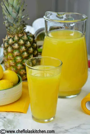 Bebida de jengibre y limón