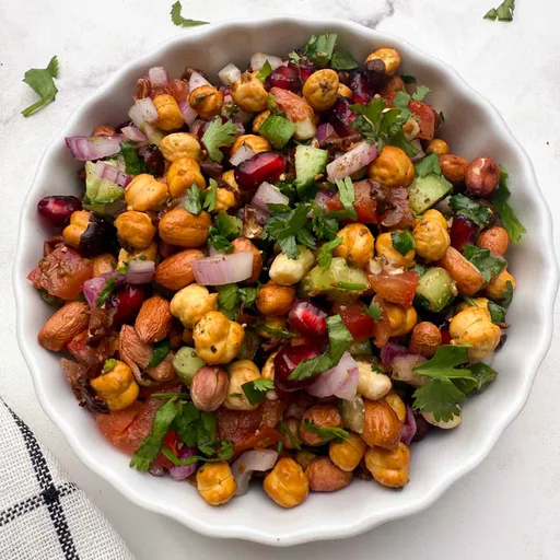 Roasted Chana Salad (Bhuna Chana Chaat)