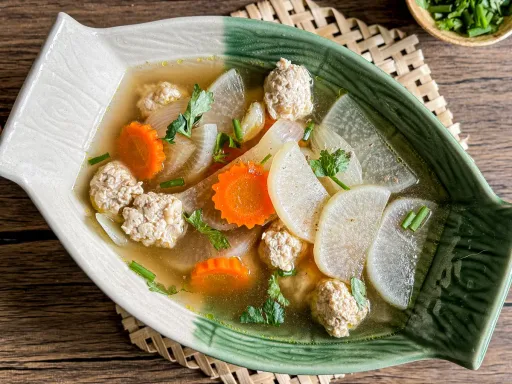 Thai Pork Daikon Soup Recipe