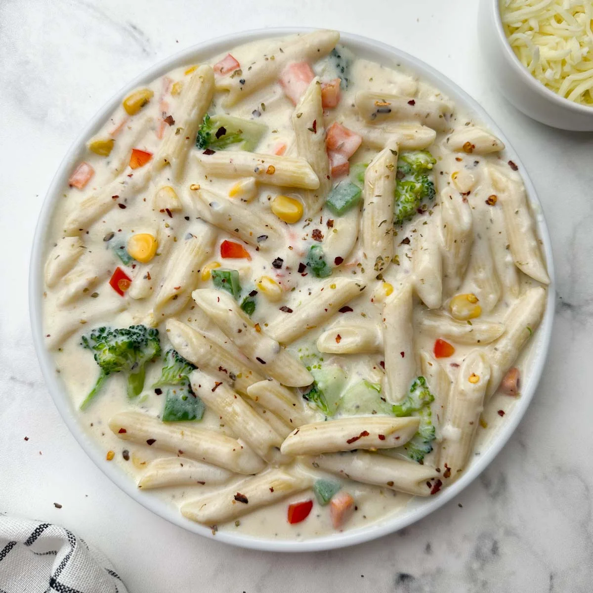 White Sauce Pasta (Bechamel Sauce Pasta)