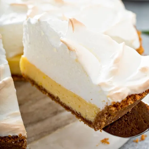 Tarta cremosa de merengue de limón