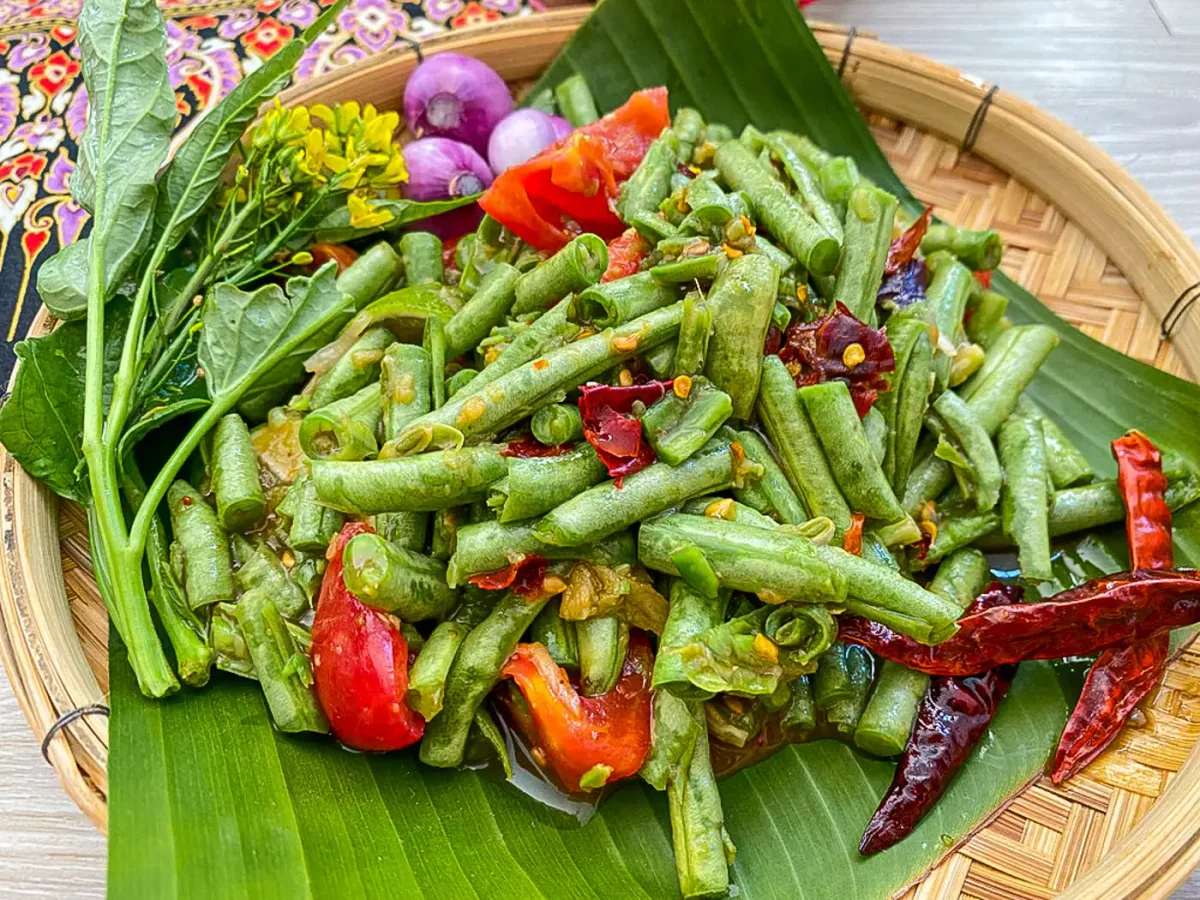 Thai Long Bean Salad Recipe (Som Tum Tua)