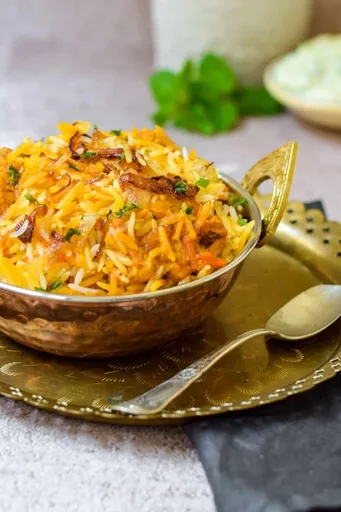 Spicy Butter Chicken Biryani