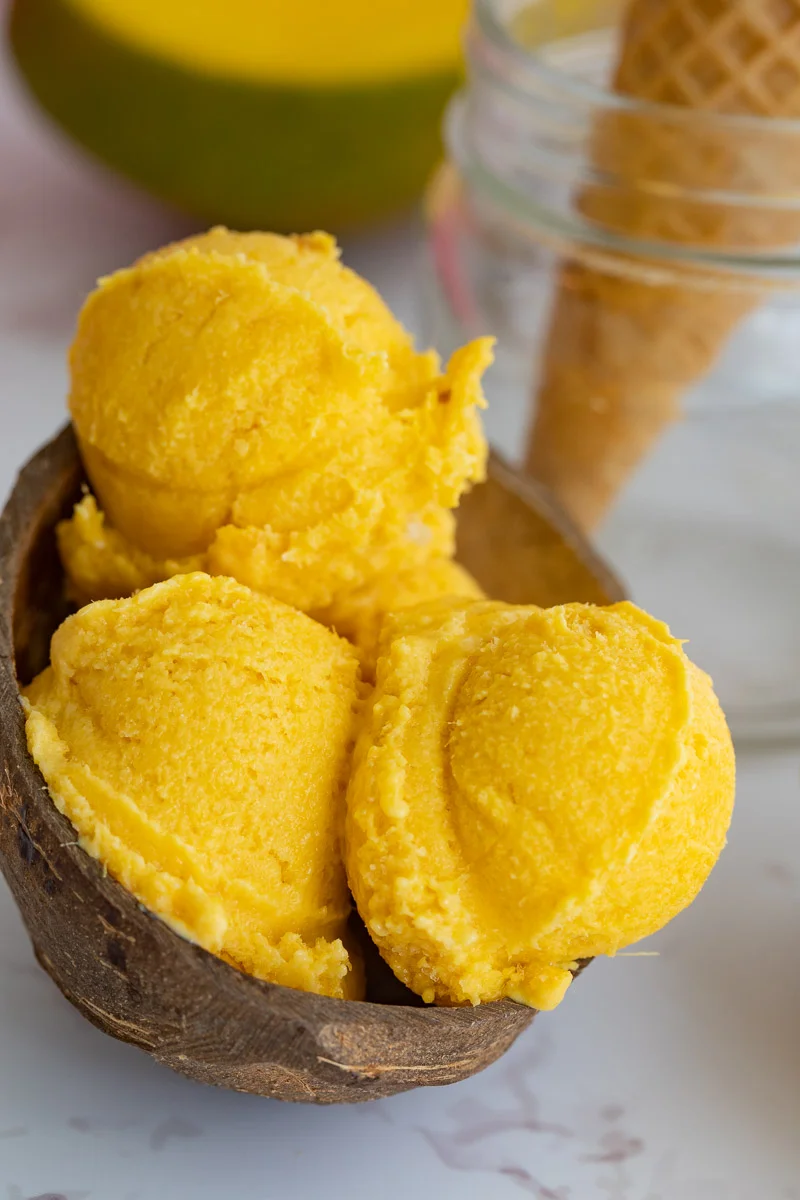 Mango ice cream with condensed milk