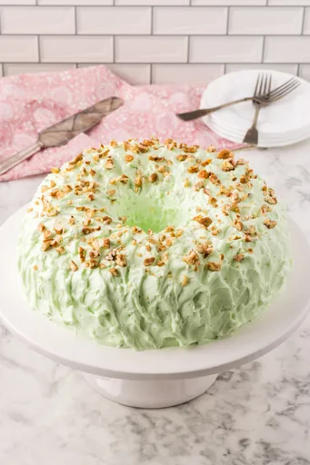 Pistachio Cake