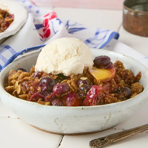 Blueberry Peach Crisp