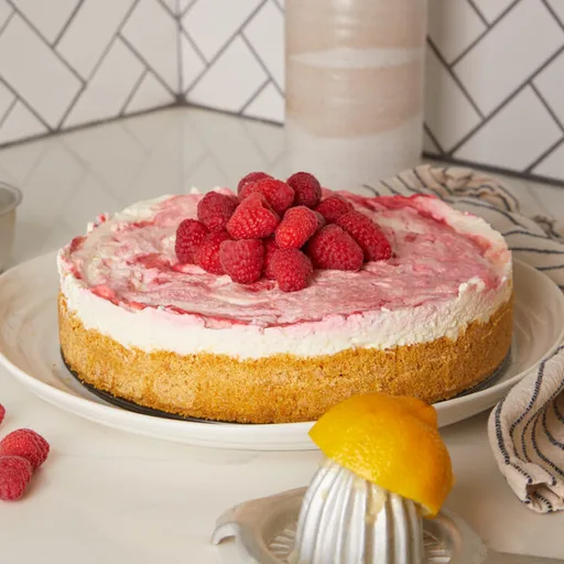 Tarta de queso con limón y frambuesa sin horno