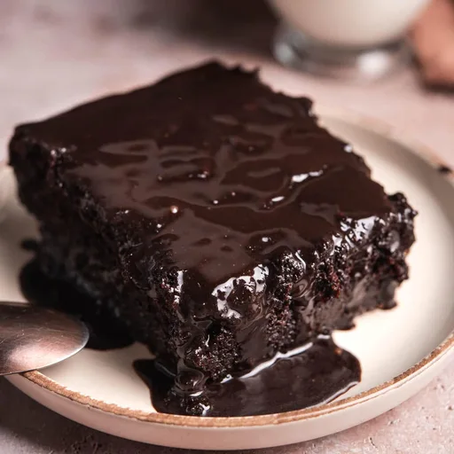 Bizcocho de chocolate fácil y jugoso