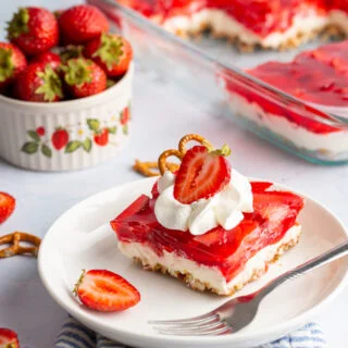 Strawberry Pretzel Salad