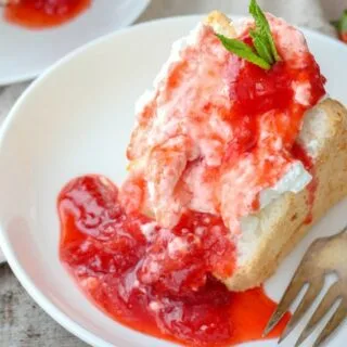 Strawberry Sauce for Cheesecake, Ice Cream, and Pancakes