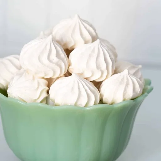 Vanilla Meringue Cookies