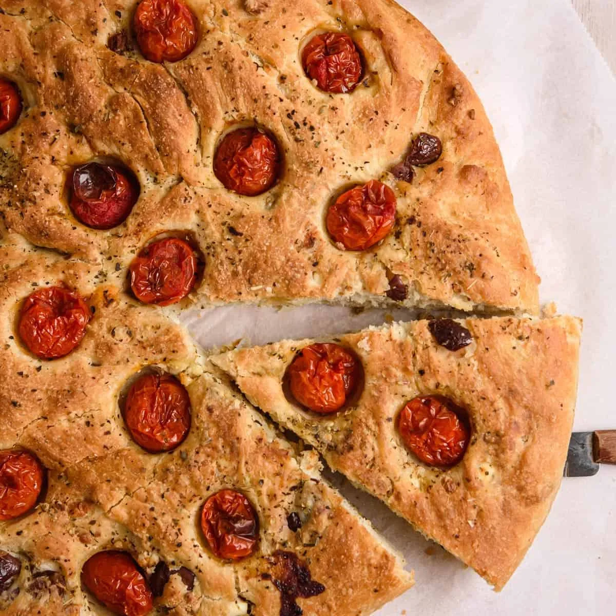 Cheese Bread With Tomatoes and Olives