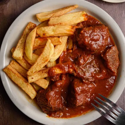 Greek Beef Stew In Tomato Sauce (Moshari Kokkinisto)