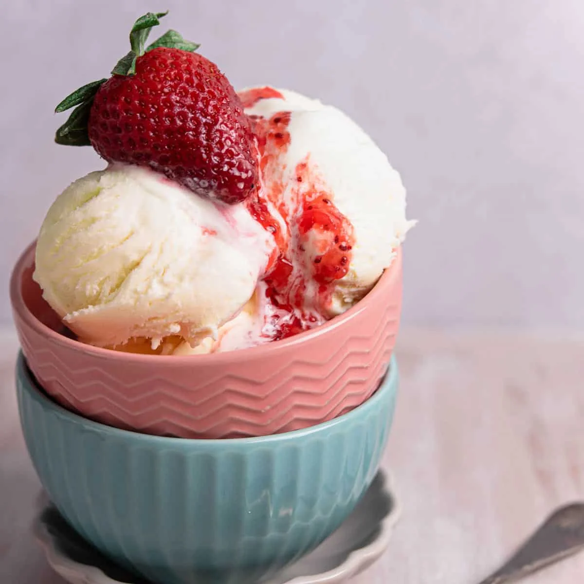 No-Churn Greek Frozen Yogurt Recipe