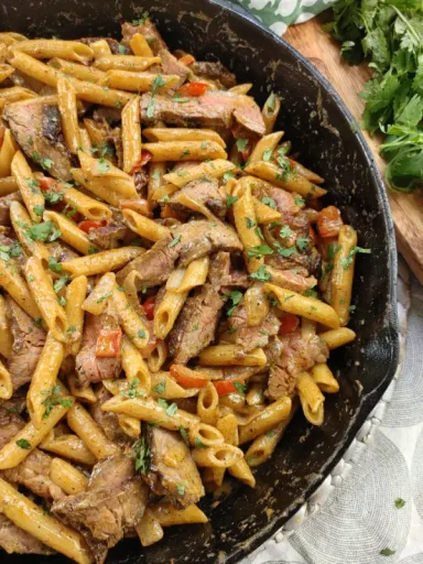 Pasta con fajita de ternera