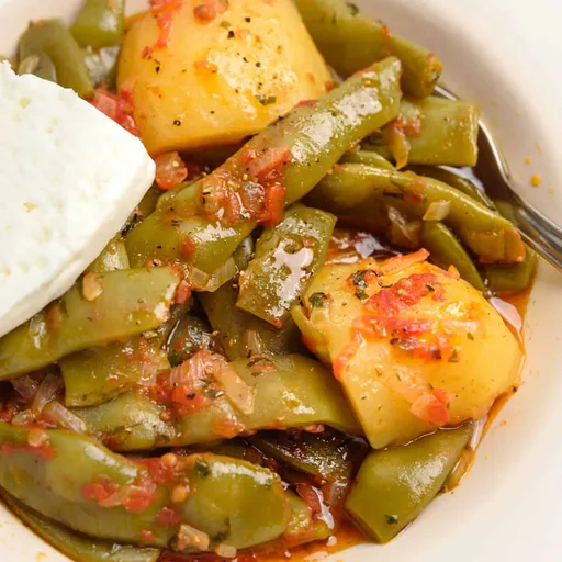 Greek Green Beans Stew (Fasolakia Ladera)
