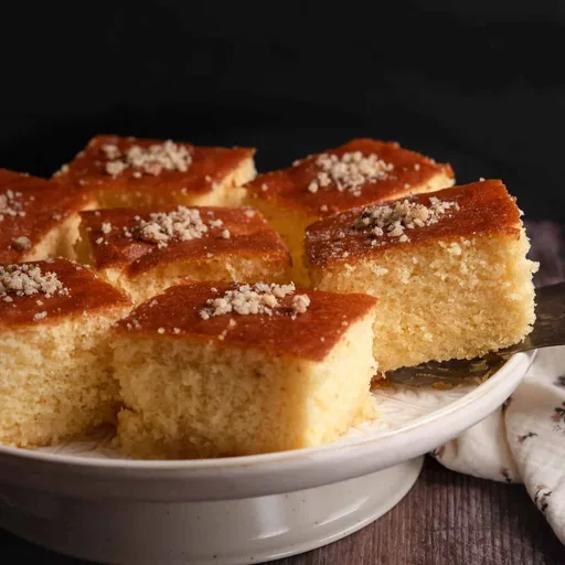 Ravani Cake (Greek syrupy semolina dessert)