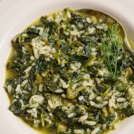 Arroz con Espinacas a la Griega (Spanakoryzo)