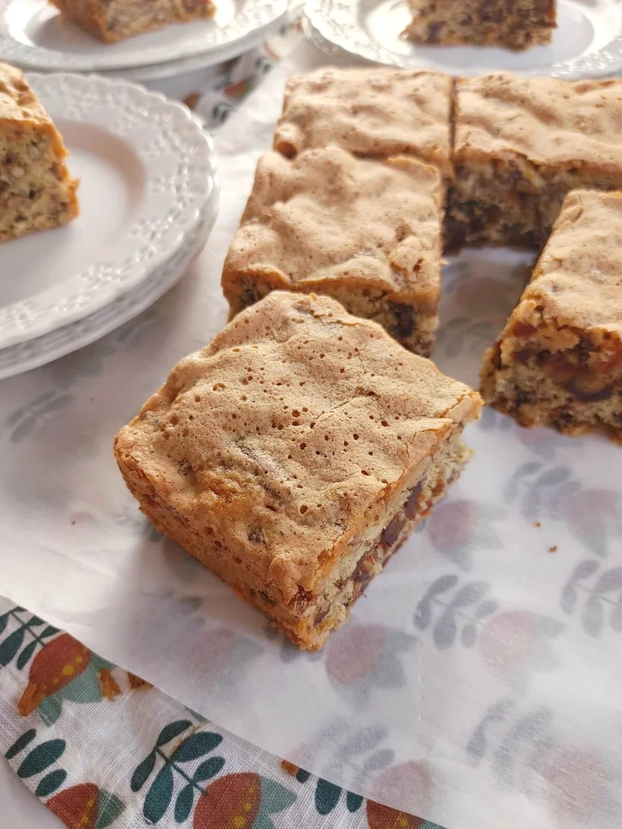 Date Nut Snack Cake