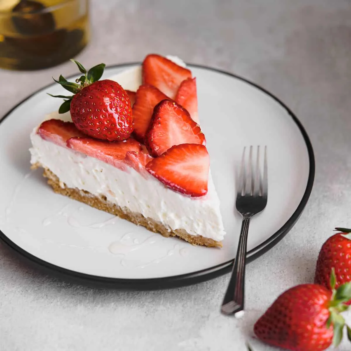 No-bake Greek Yogurt Cheesecake