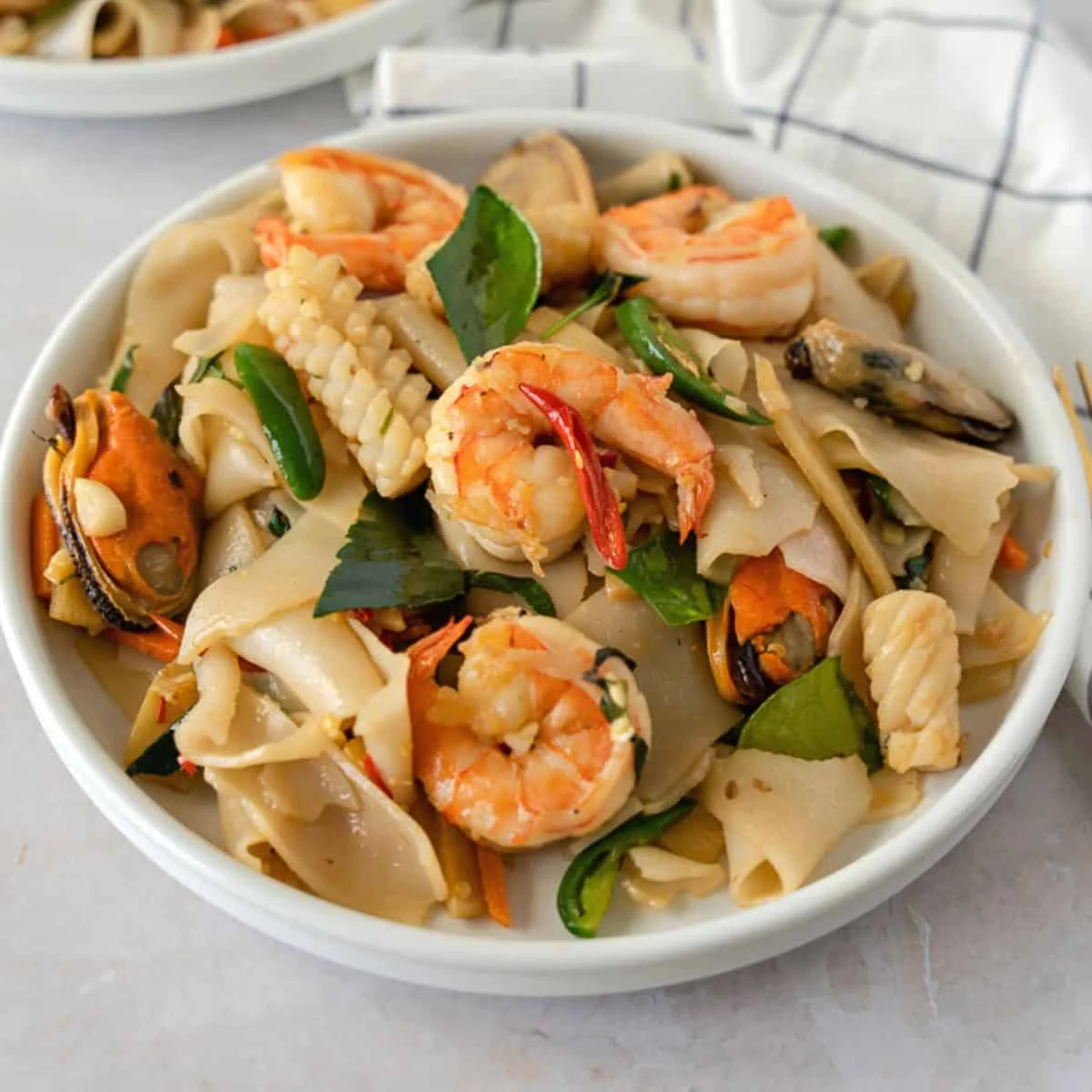 Pad Kee Mao Talay Recipe