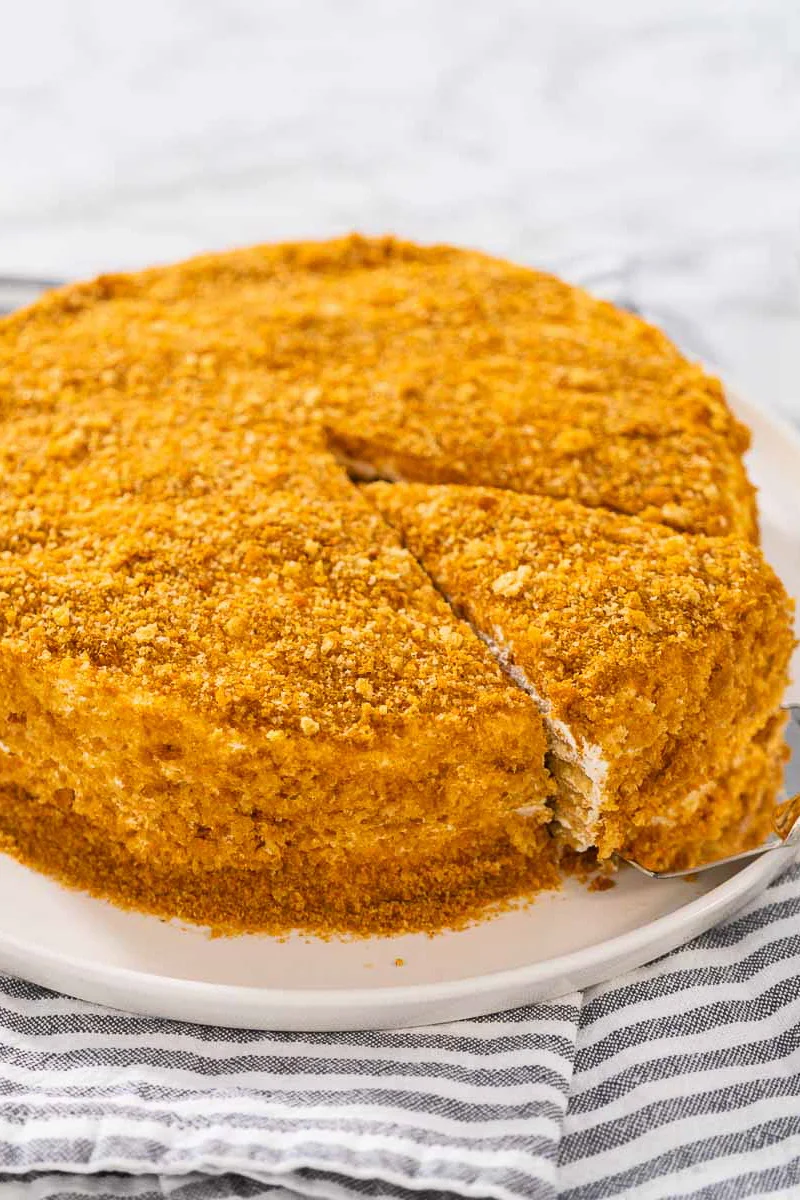 Russian Honey Cake Recipe (Medovik)