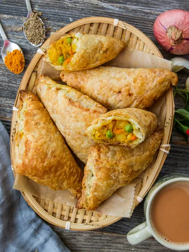 Baked Curry Puffs - 咖喱角