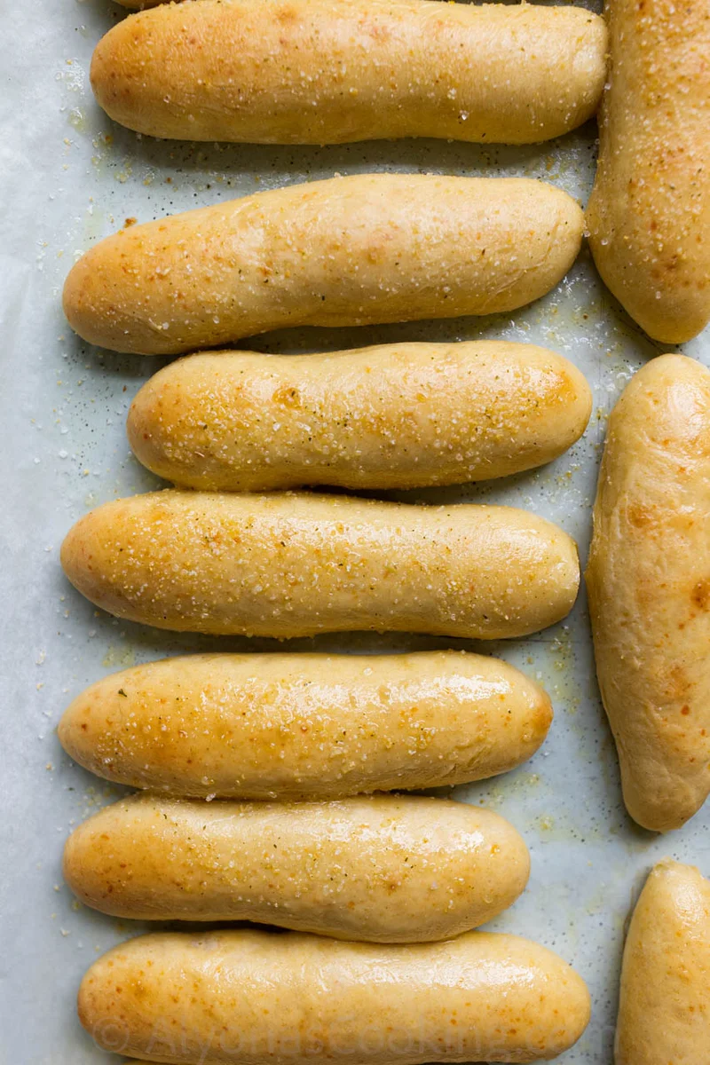 Copycat Olive Garden Breadsticks Recipe