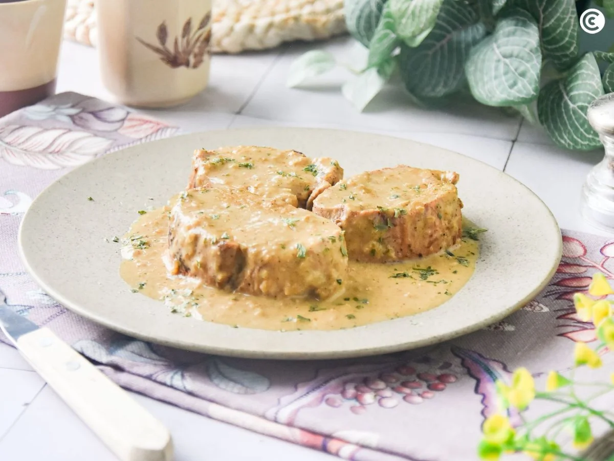 Solomillo de cerdo a la mostaza, una receta fácil, cremosa y llena de sabor