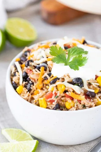 Frijoles negros con arroz