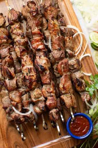 Chaslik de cerdo (receta de brocheta)