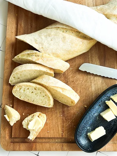 Schnelles Baguette- ganz schön knusprig!