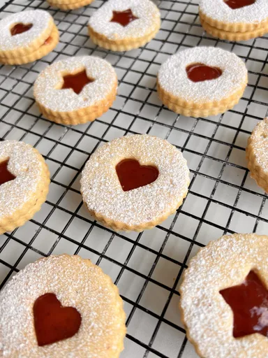 German Spitzbuben, a classic cookie recipe