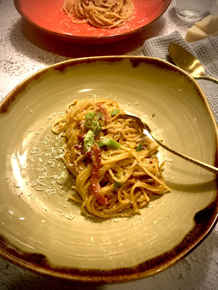 Spaghetti Carbonara- super easy to make