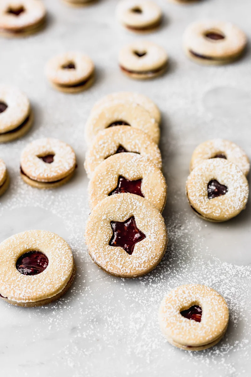 Linzer Cookies