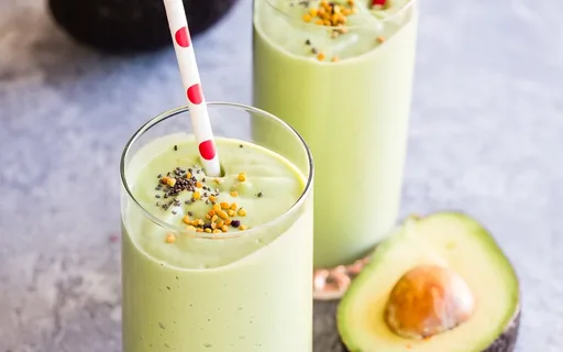 Batido verde de vainilla y aguacate