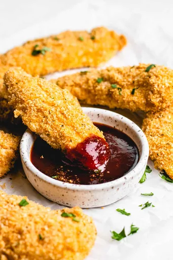 Aiguillettes de poulet croustillantes au babeurre, cuites au four