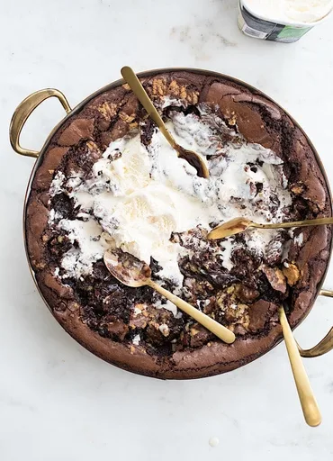 Chocolate Chip Cookie Brownie Skillet