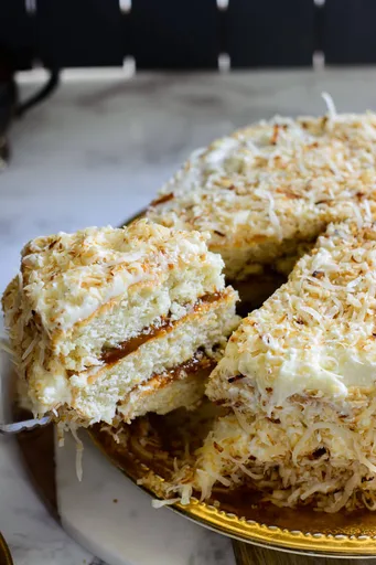 Tarta de coco y caramelo