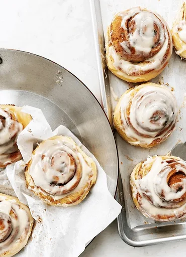 Soft and Gooey Cinnamon Rolls