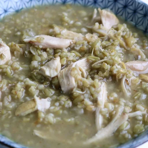 Freekeh soup (Chorka Frik)